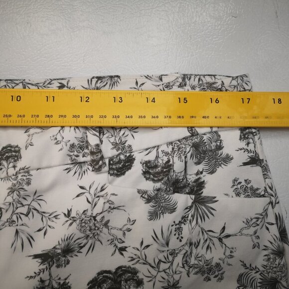 CORE Life Ladies Size 16 Grey & White Tree Pattern Casual Pants - Picture 7 of 9